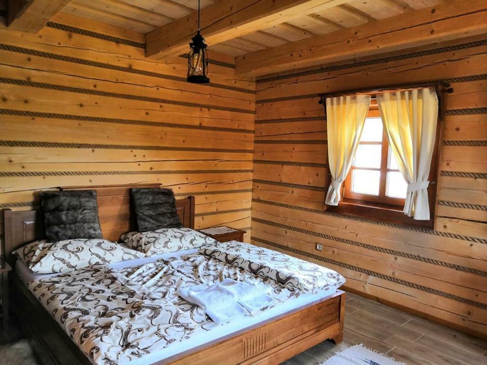 Koliba Holica Bed & Breakfast Namestovo Exterior photo